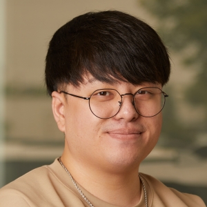 Headshot of Eagle Xiong