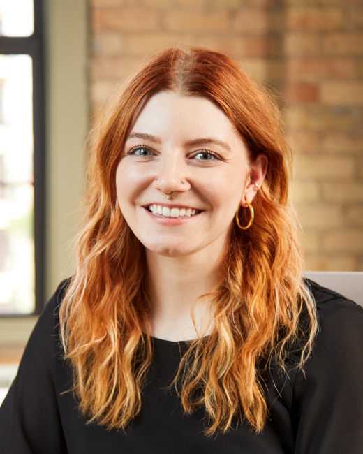 Headshot of Carina Larson
