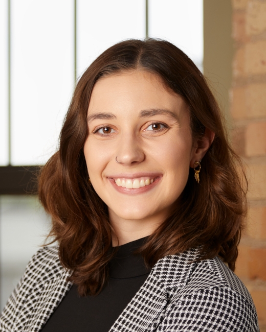 Headshot of Ellen Hofstede