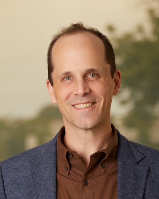 Headshot of Will Nissen