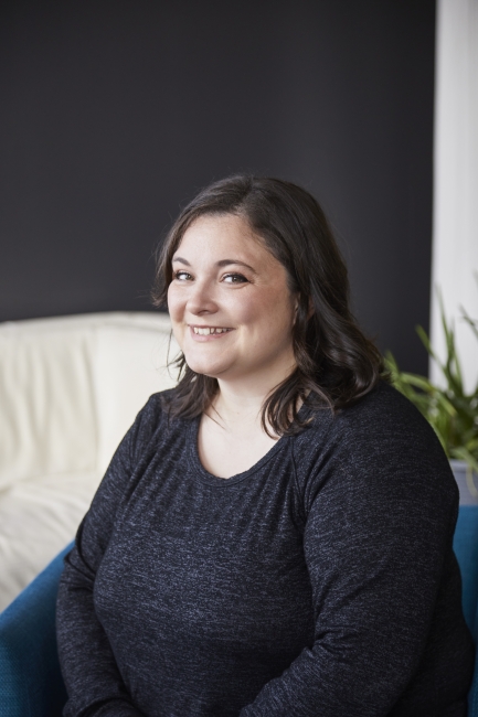 Headshot of Lizzie Lobos